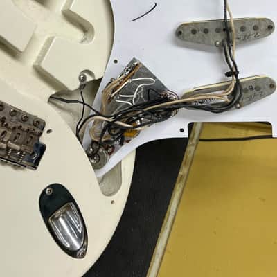 Used Fender 1979 Stratocaster with Duncan Antiquity Pickups and Fender Hard Shell Case image 18