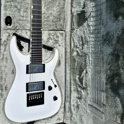 Made by ESP Killer KG Wishbone V Snow White - MINT condition