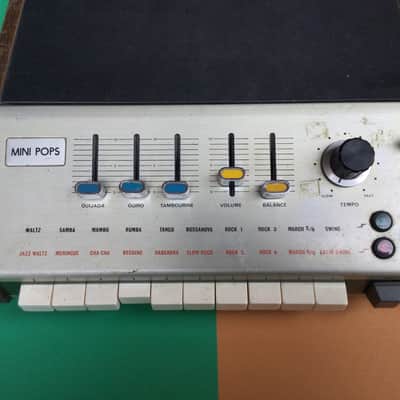 Univox SR-95 / Korg Minipops 7 - Analog Drum Machine 1970s - Black image 3