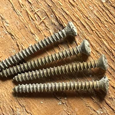 Relic Neck Plate Mounting Screws (4) - Genuine Aged Vintage for Stratocaster / Telecaster - Genuire Vintage Relic image 4