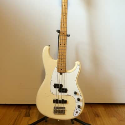 Ibanez Roadstar II PJ Bass 1985 cream image 2
