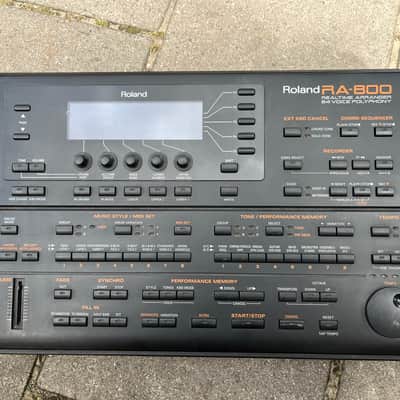 Roland RA-800