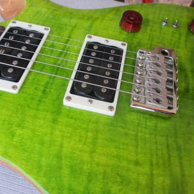 PRS SE Custom 24-08 Eriza Verde no case excellent condition image 3