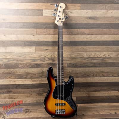 USED-Squier Affinity Series Jazz Bass V, 5-String Bass 3 Tone Sunburst Finish image 1