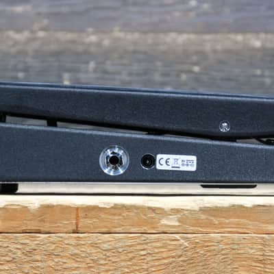 Dunlop GCB95 Cry Baby Standard Wah / Original Cry Baby Wah Guitar Effect Pedal image 5
