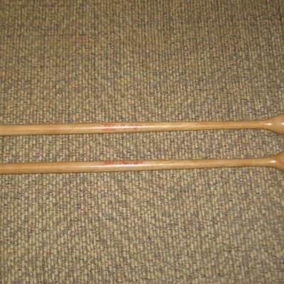 ONE pair new old stock Adams CD9 Cloyd Duff # 9 Hickory Flip Stick (Timpani Flip Stick) CORE: Both cores on one piece turned hickory with bulb shaped wood on one end and small felt ball opposite / TONE COLOR: Extremely bright to general, similar to # 3 image 4