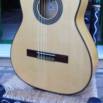 Flamenco Guitar Juan Montes Rodriguez Cypress + Hardcase Blanca image 4