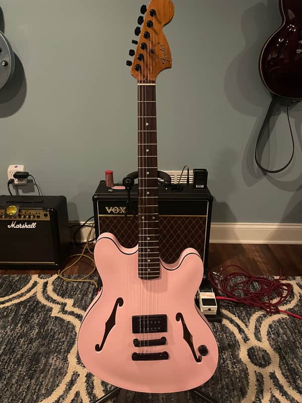 Fender Tom DeLonge Starcaster 2024 - Present - Shell Pink