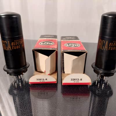 Pair of RCA 6L6 ( MT ) Metal Tube  1960 , September - Black image 1