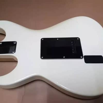 DON GROSH RETRO CLASSIC - CLAPTON STYLE V SHAPE NECK - made in USA image 4