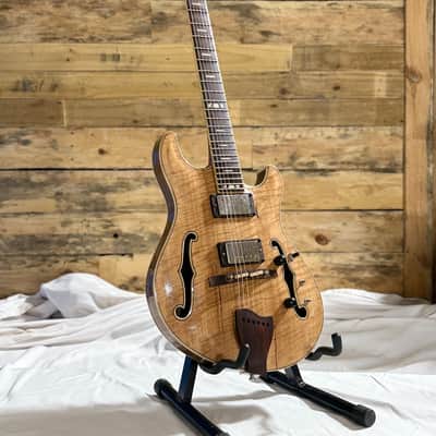 Custom Manoli Meridian 2026 - Natural image 2