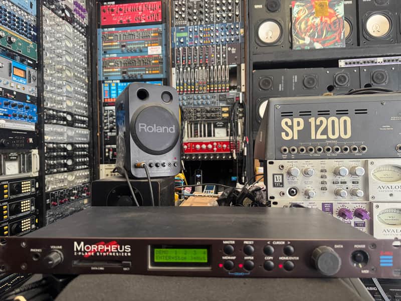 E-MU Systems Morpheus 32-Voice Z-Plane Synthesizer 1993 Sound Module //ARMENS/ image 1