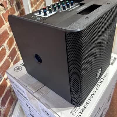 Yamaha Stagepas 200 BTR Bild 4