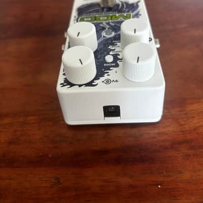Electro-Harmonix Mod 11 Modulator 2019 - Present - Graphic image 5