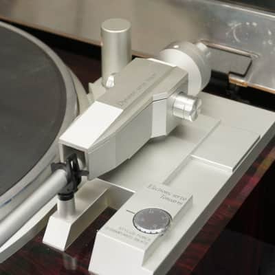 Denon DP-47F Vintage Fully Automatic Direct Drive Vinyl Turntable - 100V image 9