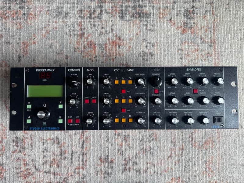 Studio Electronics SE-1 - Analog Minimoog style Synth image 1