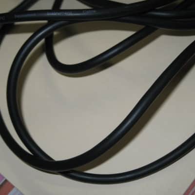 lightly used genuine Fender instrument cable, 10 feet, black PVC - Professional OFC (oxygen-free copper) Noiseless Instrument Cable (1/4" Straight TS Male to 1/4"Straight TS Male plugs) image 23