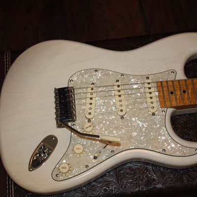 MJT Custom Shop Relic 65' Strat Loaded Body, Warmoth pickguard! image 1