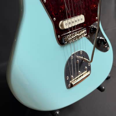 Squier FSR Classic Vibe 70's Jaguar Electric Guitar Daphne Blue Finish (703) image 6