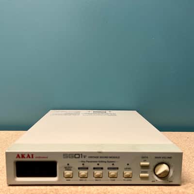 Akai SG01v