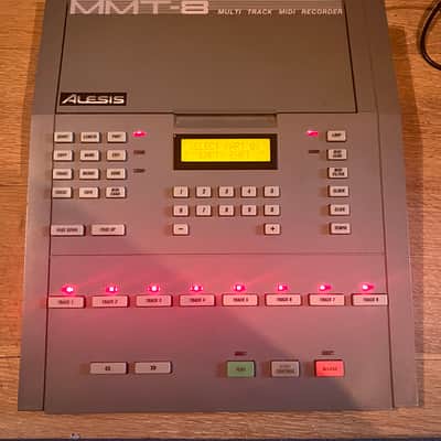 KAWAI カワイ MIDI PATCHBAY パッチベイ マブハチ MAV-8 Kawai MAV-8 midi patchbay can damage ports? - Gearspace