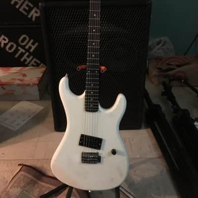 Kramer Aero Star ZX10 White image 1