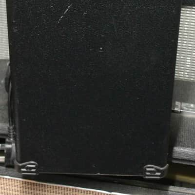 Belcat Bass 35B 35W Bass Combo image 5