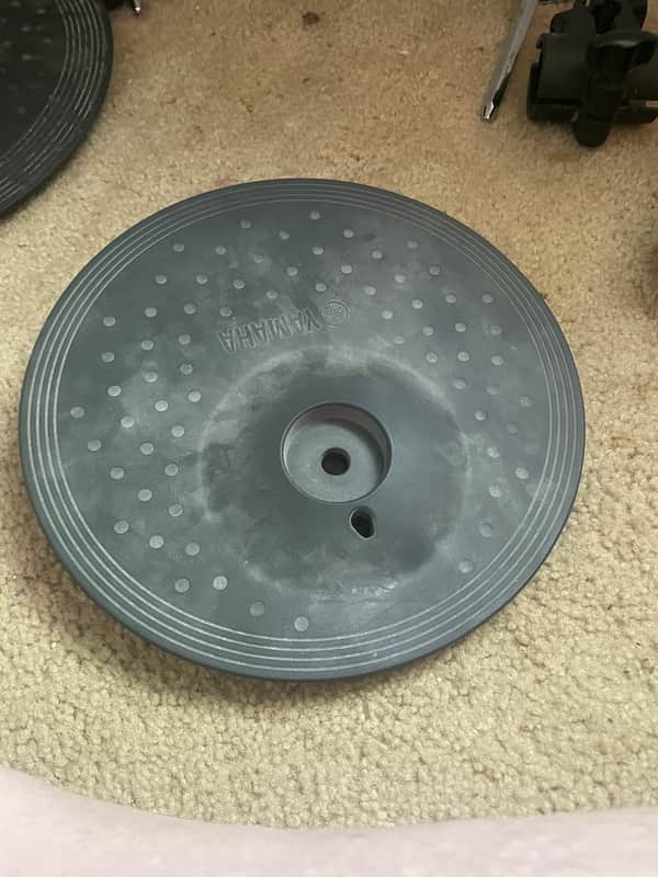 Yamaha PCY100 3-Zone 10" Electronic Cymbal Pad 2015 - Present - Black image 1
