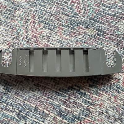 Schaller Signum 2026 - Wraparound locking bridge - Nickel with brass saddles image 3