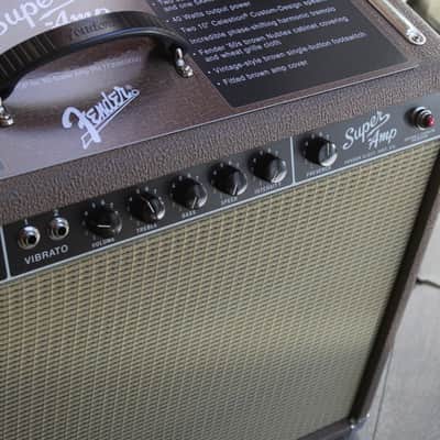 FENDER '62 Super Amp Reissue 2-Channel 40-Watt 2x10" Guitar Combo Brown / Wheat Bild 5