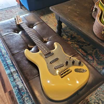 1986 Chandler San Fransisco S-Body T-Neck Super Strat Partscaster - Shoreline Gold - w/Case image 5