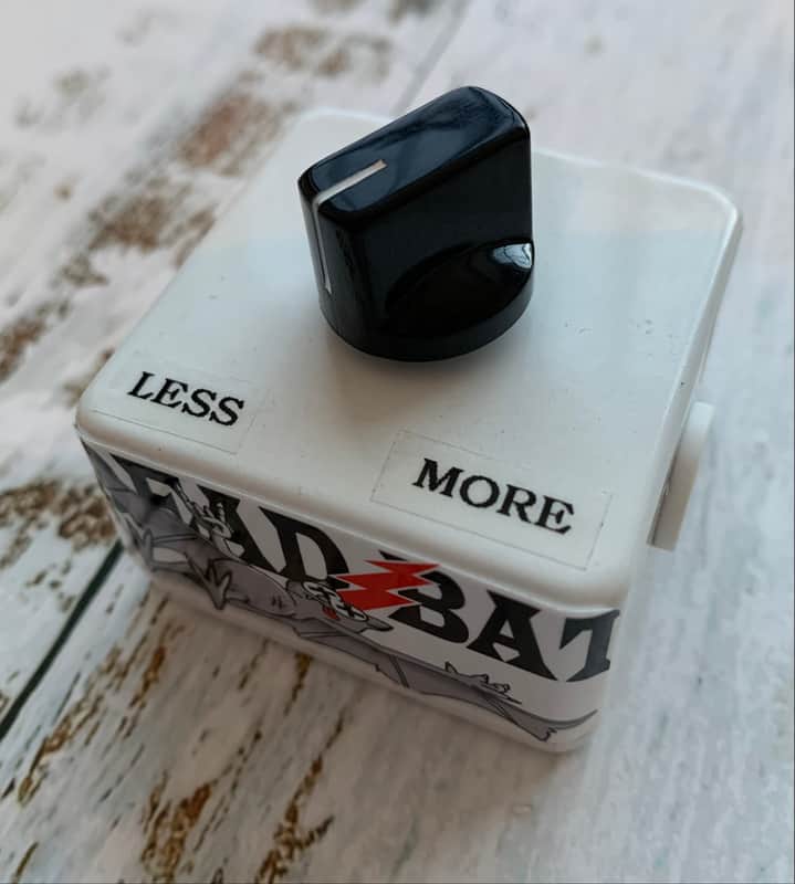 Alchemy Audio "Dead Bat" Dying 9 Volt Battery Simulator Effect Pedal Voltage Sag image 1