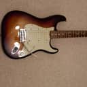 Fender Classic Player '60s Stratocaster with Rosewood Fretboard 2007 - 2018 - 3-Color Sunburst