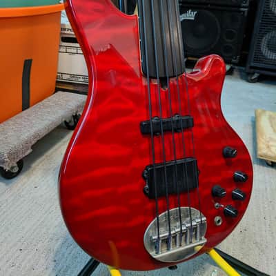 Lakland 55-94 Deluxe, fretless 34" scale, 1996 Red Quilted with case image 3