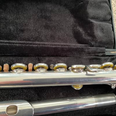Yamaha Model 221 Flute All New Pads, Clean and Adjusted image 3
