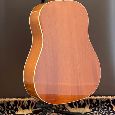 Gibson J-35 Banner 2016 image 11