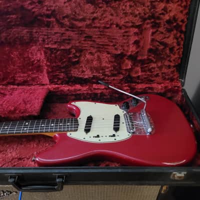 Fender Mustang Guitar with Rosewood Fretboard 1964 - 1969 - Dakota Red image 9