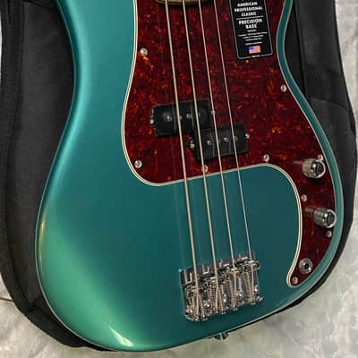NEW ! Fender American Professional Classic Precision Bass Faded Sherwood Green Metallic - 8.9lbs - Authorized Dealer - G05762 image 7