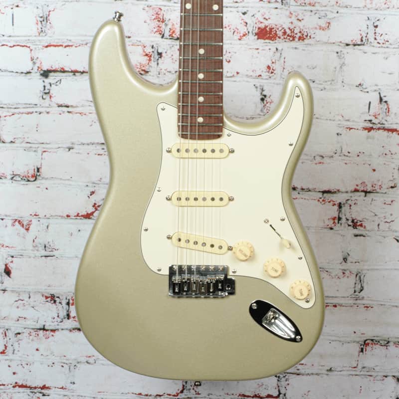 Fender - 1999 Standard Stratocaster Electric Guitar - w/Locking Tuners - Metallic Silver - x5824 - USED image 1