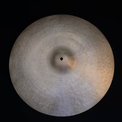 Zildjian 18" K Istanbul cymbal Older New Stamp 1400g 1967–1972 image 4