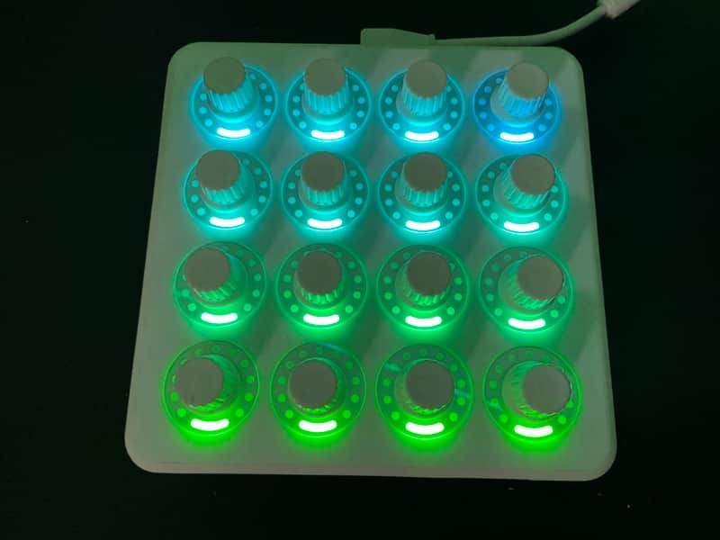 DJ TechTools MIDI Fighter Twister (White) – Excellent Condition + Original Box & Cable image 1
