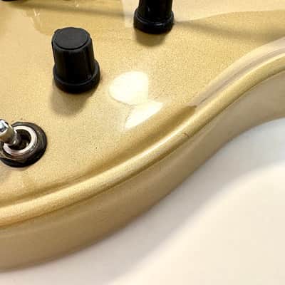 Parker Fly Deluxe Vibrato 1997 Antique Gold image 10