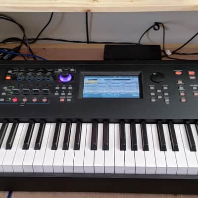 Yamaha MODX8+ 88 Key Synthesizer
