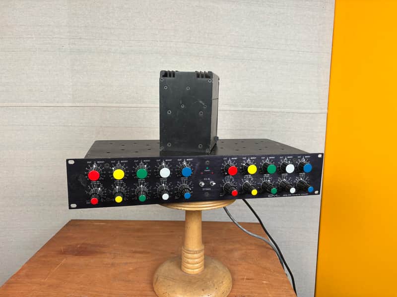 GML 8200 2-Channel Parametric Equalizer with Power Supply 1990s - Black image 1