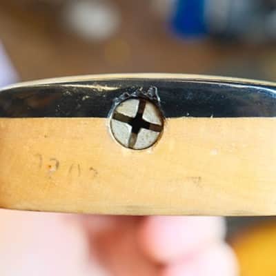 Fender 1973 Jazz Bass, Black-Block Markers, 3-Color Sunburst (Pre-Owned) image 17