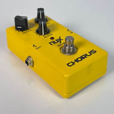 NuX CH-3 Analog Chorus Guitar Effects Pedal image 2