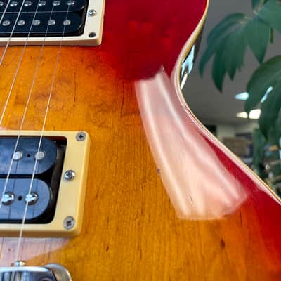 Burny RLG50 1984 - Kasuga Birdseye Cherry Sunburst image 5