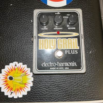 Electro-Harmonix Holy Grail Plus Reverb 2008 - 2022 - Black / Gold / Grey image 1