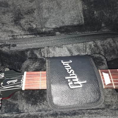 Gibson Les Paul Studio without Fretboard Binding 2022 - Wine Red image 14
