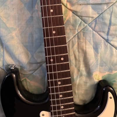 2009 FENDER Squier bullet HARD ROCK EDITION - BLACK image 3